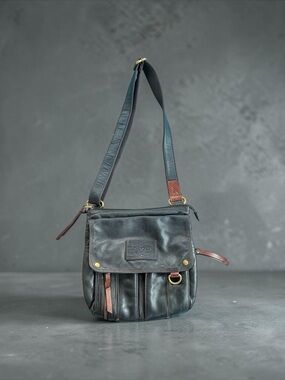 FOSSIL MORGAN TRAVELER BLACK LEATHER CROSSBODY BAG